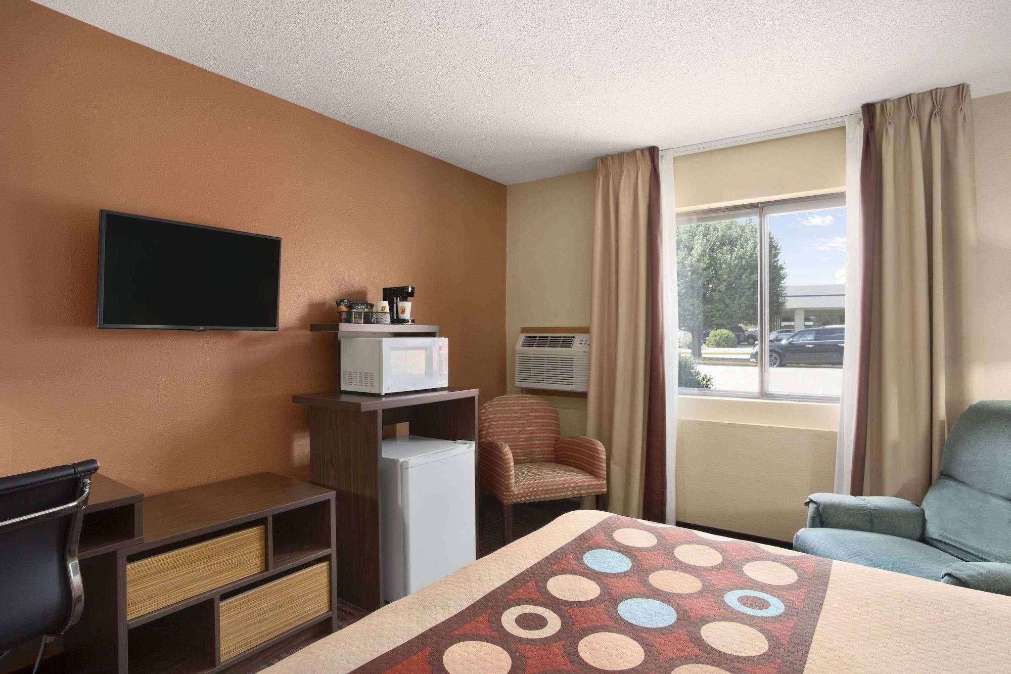Super 8 By Wyndham Carbondale Motel Eksteriør bilde